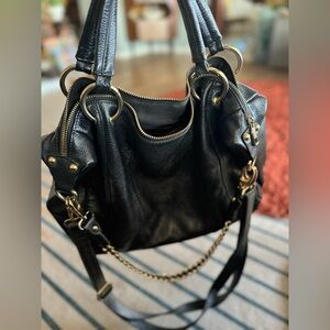Leather shoulder bag